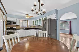 2810 Brentwood Ln, McHenry, IL 60050 - Photo 8