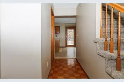 2112 Parker Avenue, Bloomington, IL 61701 - Photo 2