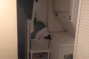 1453 W Huron St, Chicago, IL 60642 - Photo 10