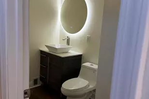 2722 Cherrywood Pl, Hazel Crest, IL 60429 - Photo 10