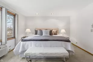 1127 W Albion Ave, Chicago, IL 60626 - Photo 24