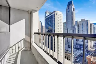 1030 N State St, Chicago, IL 60610 - Photo 10