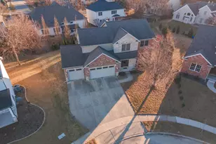 2703 Vrooman Ct, Bloomington, IL 61704 - Photo 62