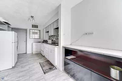 8110 S Cottage Grove Avenue, Chicago, IL 60619 - Photo 16