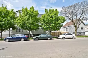 1701 N Maplewood Ave, Chicago, IL 60647 - Photo 12