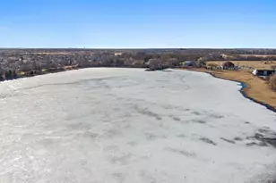 2581 Stanton Cir, Lake in the Hills, IL 60156 - Photo 40