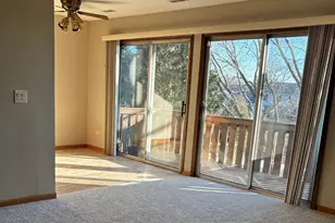 615 Mallard Ct, Bartlett, IL 60103 - Photo 2