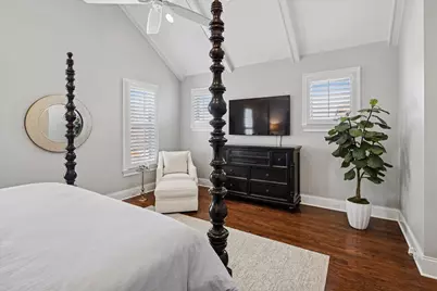 2908 N Seeley Avenue, Chicago, IL 60618 - Photo 18