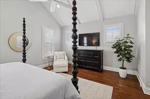 2908 N Seeley Ave, Chicago, IL 60618 - Photo 18