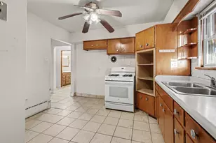 527 155th Pl, Calumet City, IL 60409 - Photo 8