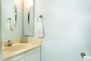 2120 Brittany Ct, Glendale Heights, IL 60139 - Photo 6