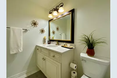 [Address not provided], Crystal Lake, IL 60014 - Photo 32