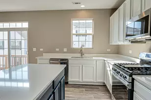 3783 Bailey Rd, Yorkville, IL 60560 - Photo 6