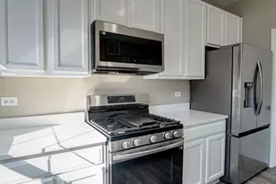 3783 Bailey Rd, Yorkville, IL 60560 - Photo 8