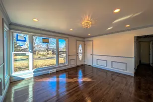 401 W 14th Pl, Chicago Heights, IL 60411 - Photo 6