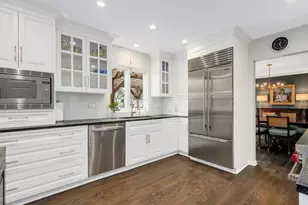 702 Courtland Cir, Western Springs, IL 60558 - Photo 14