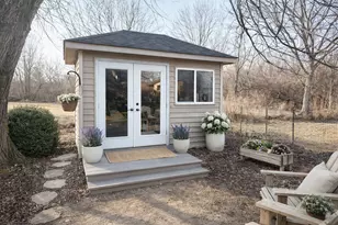 8408 49th St, Coal Valley, IL 61240 - Photo 10