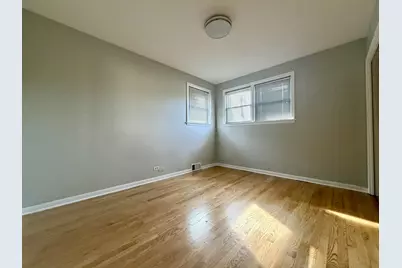 8032 N Wisner Street, Niles, IL 60714 - Photo 8