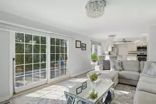 321 Bittersweet Ct, Schaumburg, IL 60193 - Photo 20