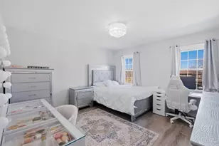 321 Bittersweet Ct, Schaumburg, IL 60193 - Photo 22