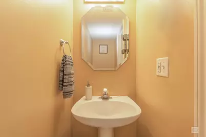 956 Four Seasons Boulevard, Aurora, IL 60504 - Photo 6