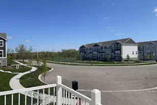 602 Wolverine Dr, Aurora, IL 60502 - Photo 26