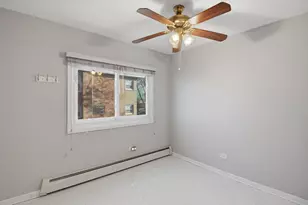 3822 Ruby St, Schiller Park, IL 60176 - Photo 12