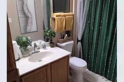 12248 Fairway Circle #B, Blue Island, IL 60406 - Photo 4