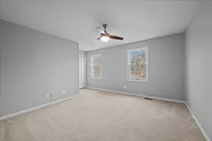 2802 Wedgewood Dr, Naperville, IL 60565 - Photo 20