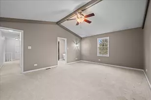 2802 Wedgewood Dr, Naperville, IL 60565 - Photo 6