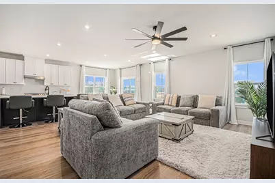 245 Goldenrod Drive, Sugar Grove, IL 60554 - Photo 10