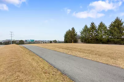 46 Kingston Drive, Oak Brook, IL 60523 - Photo 10