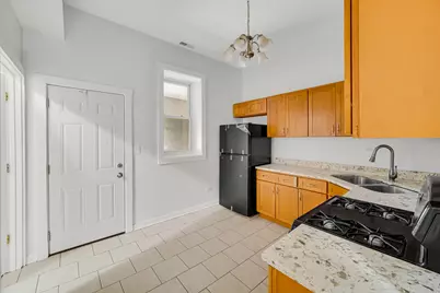 1826 S Hamlin Avenue #1, Chicago, IL 60623 - Photo 16