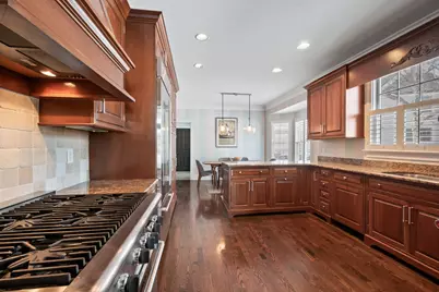563 Greenway Drive, Lake Forest, IL 60045 - Photo 12