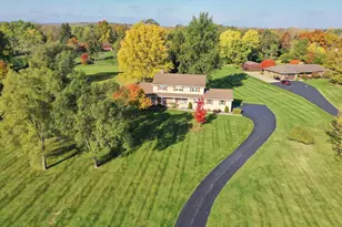 26630 N Pheasant Trail, Wauconda, IL 60084 - Photo 4