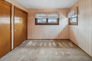 87 E Craig Dr, Chicago Heights, IL 60411 - Photo 12