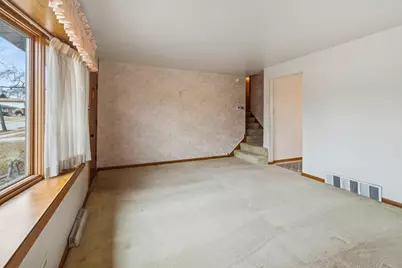 87 E Craig Drive, Chicago Heights, IL 60411 - Photo 6