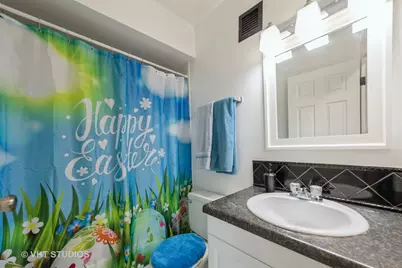 40 N Tower Road #14A, Oak Brook, IL 60523 - Photo 10