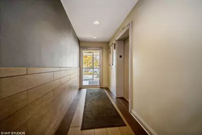 10353 Dearlove Road #5E, Glenview, IL 60025 - Photo 4