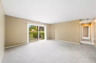712 Tipperary Ct, Schaumburg, IL 60193 - Photo 4