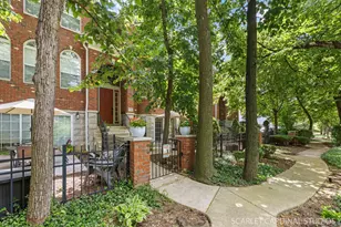 755 Prescott Ct, Naperville, IL 60563 - Photo 2