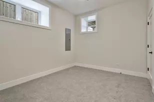 3727 W Sunnyside Ave, Chicago, IL 60625 - Photo 30