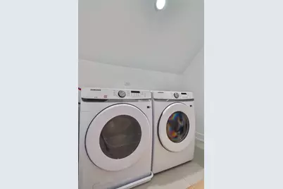 3727 W Sunnyside Avenue, Chicago, IL 60625 - Photo 22