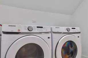 3727 W Sunnyside Ave, Chicago, IL 60625 - Photo 22