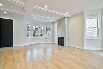 3727 W Sunnyside Avenue, Chicago, IL 60625 - Photo 10