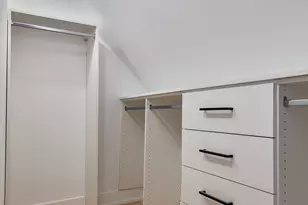 3727 W Sunnyside Ave, Chicago, IL 60625 - Photo 18