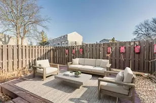 2051 Kettering Rd, Hoffman Estates, IL 60169 - Photo 12