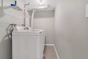 2051 Kettering Rd, Hoffman Estates, IL 60169 - Photo 28