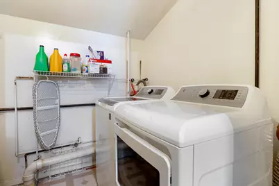 3324 Lynwood Avenue, South Chicago Heights, IL 60411 - Photo 12