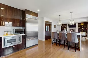 10218 S 87th Ct, Palos Hills, IL 60465 - Photo 4